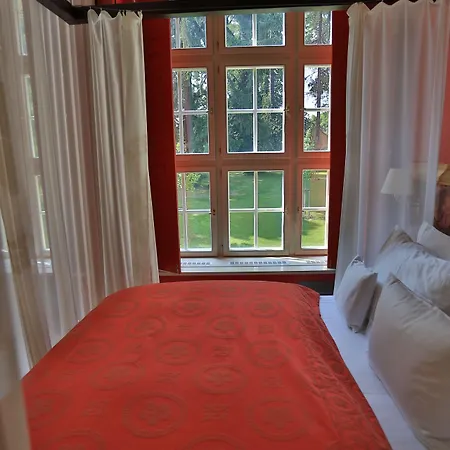 Chateau Boutique & By L'occitane Hotel 5*