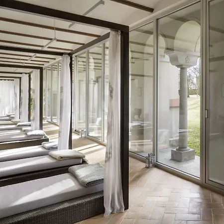 Hotel Chateau Boutique Hotel&spa By L'occitane 5*