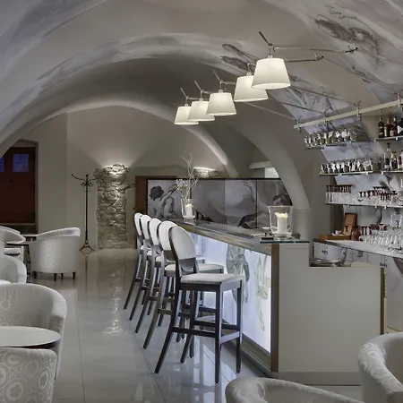 Hotel Chateau Boutique & Spa By L'occitane Heralec (Havlickuv Brod)