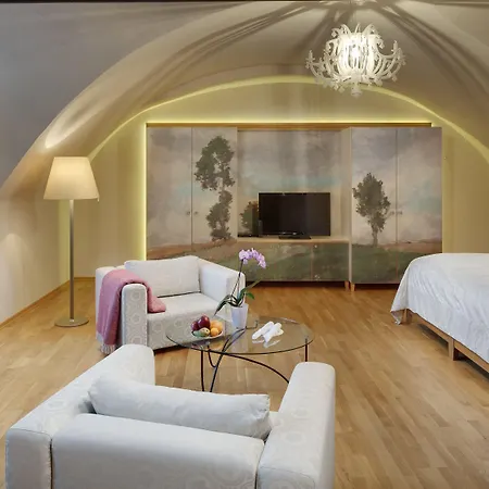 Chateau Boutique Hotel&spa By L'occitane 5* Herálec