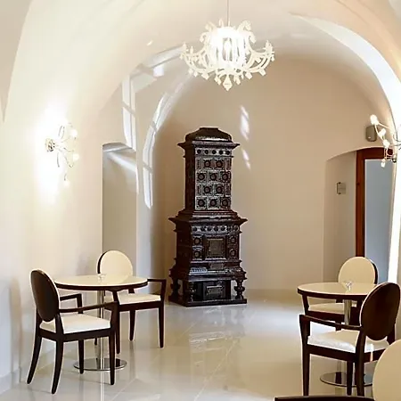 Chateau Boutique & By L'occitane Herálec