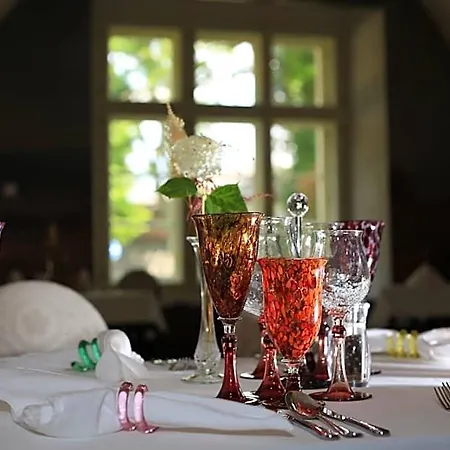 فندق Chateau Boutique & By L'occitane 5*