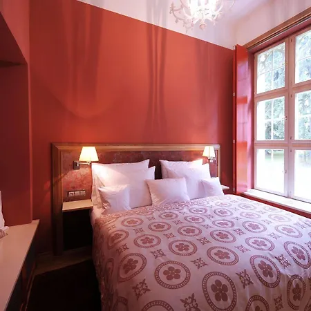 Chateau Boutique Hotel&spa By L'occitane Herálec