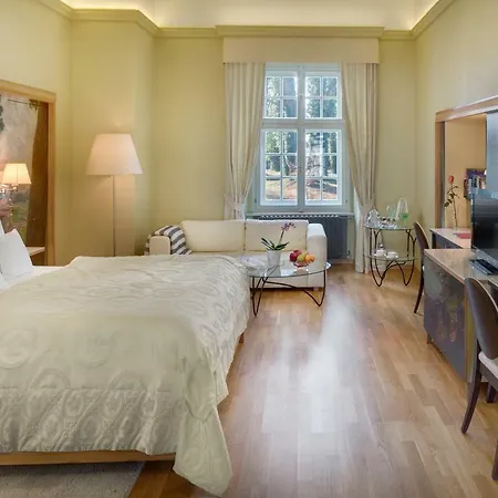 Chateau Boutique Hotel&spa By L'occitane 5* Herálec